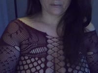 Een vrijgezelle spannende milf die van avontuurtjes en fantasietjes houdt. Om te delen of om de jouwe te horen.