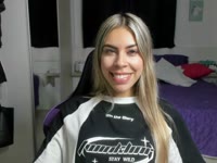 Hi im new here! wanna come in my chat and get to know me better? You wont regret it!
