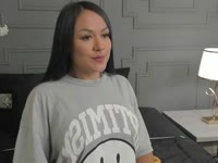 I’m a sweet girl with a playful side, someone who knows how to listen, smile, and create a special connection from the very first moment. I love chatting, laughing, and making you feel comfortable, as if we were sharing a little secret just between us.
People say I have a captivating energy, a look that makes you want to stay, and a voice that feels soothing. I’m not just a pretty face — I enjoy playing with words, atmosphere, and chemistry.
If you’re looking for someone genuine, warm, and with a hint of mischief to spark your curiosity, you’re in the right place. Come discover me at your own pace… sometimes the best thing is simply to let yourself go.