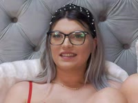 I am a girl with character, I enjoy my sexuality and explore fantasies, I love to take control of the game, so I can give you orders to have pleasure, but I can also be your submissive and make you happy.
