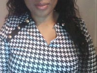 Ik ben een exotische, prachtige Caribische dame met een ongekende passie voor het leven en alles wat erbij komt kijken. Mijn warme uitstraling en sensuele energie zullen je direct betoveren, en ik ben hier om je mee te nemen op een reis van verleiding en plezier.Ben jij op zoek naar een hete, verleidelijke ervaring die je niet snel zult vergeten? Kom dan bij mij, de Caribische stoute dame die weet wat ze doet. Ik combineer de passie van de tropen met een ondeugende flair die jou gegarandeerd in vuur en vlam zal zetten.Met mijn exotische charme, speelse houding en avontuurlijke geest neem ik je mee naar een wereld van plezier en opwinding. Of je nu hebt in een flirterige chat, een uitdagend spel of iets dat je grenzen opzoekt, ik ben hier om jouw verlangens te vervullen.Dus, waar wacht je nog op? Kom bij mij en ontdek de magie van de Cariben, direct vanuit de privacy van jouw scherm. Ik ben klaar om je te verrassen, te prikkelen en je te laten verlangen naar meer. Durf jij het aan?