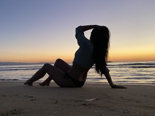 naked camgirl masturbating with dildo AlyssaDiva