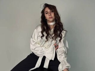 girl topless chat DayleJageman