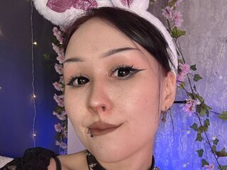 fingering cam whore DeeKlingensmith