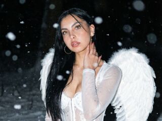 live cam girl EmilianaEscobar