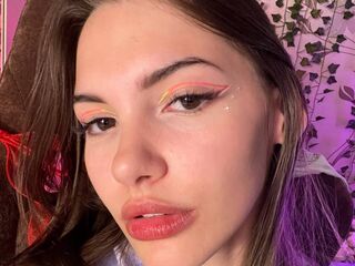 naughty camgirl masturbating with dildo ErmelindaAjayi