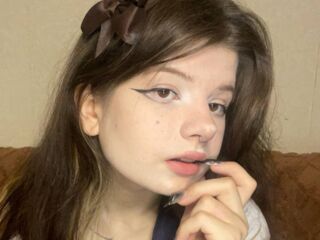 camwhore spreading pussy KarolynBerendzen