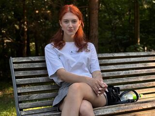 webcam girl chatroom KiraBless