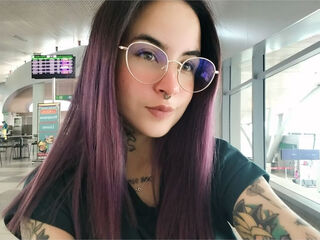 girl topless MeganSmears