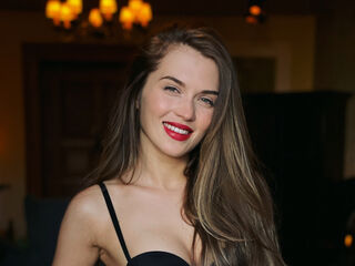 shower sex cam QuinnTakara