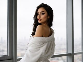 camwhore masturbating RoxAnne