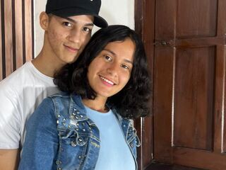 live cam couple sex show CnadyAndOliver