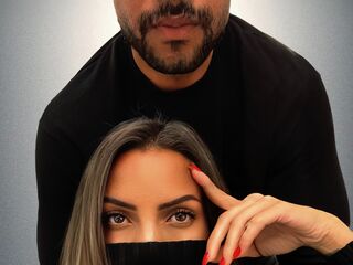 live camgirl giving blowjob SophieAndJake
