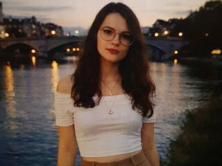 bdsm webcam sex MazeHistoria