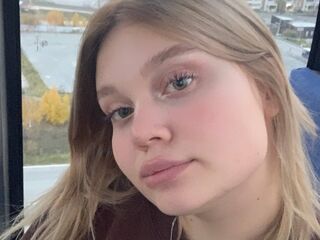 shaved pussy webcam AdeleBaile