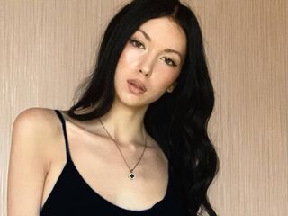 sexy webcam girl AishaWolf