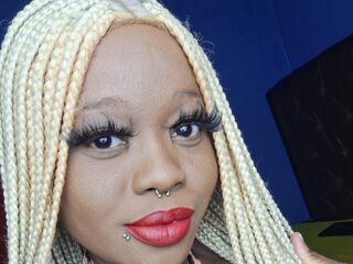 free chatroom AkeliaHampson