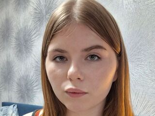 sexy cam girl AliaFerrarini