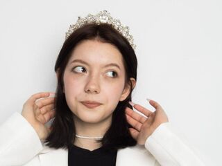 naked webcam girl fingering ArielleTewell