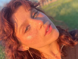 fingering girl webcam picture AstridChing