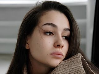 camslut topless BelkisKaroly
