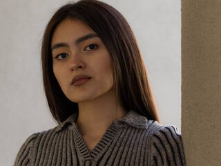 naked cam girl masturbating with dildo CandraGraber