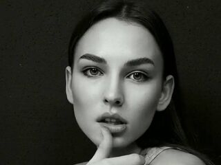 shower CariGugliuzza