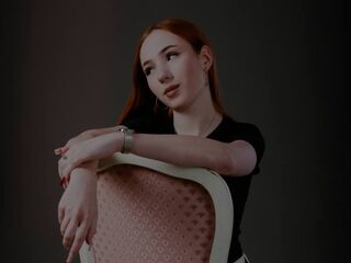 fingering camgirl CarleenZangari