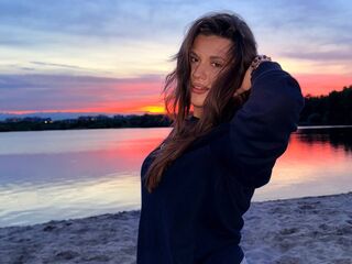fingering webcamgirl CarlyFelde