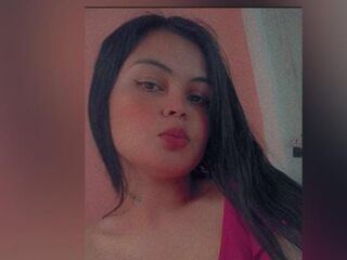 cam girl showing tits CataleyaLux