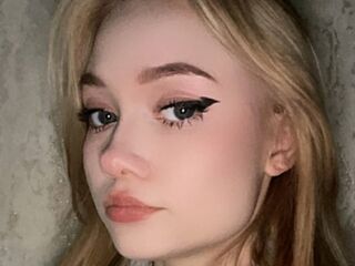 bedroom live webcam CecilyBurnard