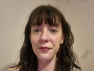 live cam show CharlotteAnne