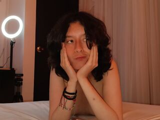 nude webcamgirl photo CharlotteBlade