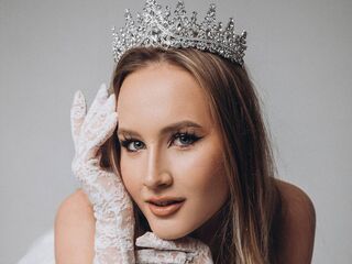 webcamgirl chat room ChristyHousten