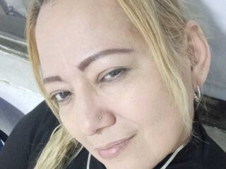 beautiful girlcam ClauWatson