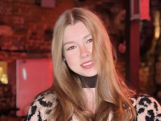 live sex show DainaThroneberry