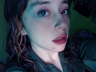 naughty camgirl masturbating with dildo DannaGom