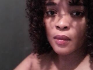 teaser web cam DelicateDiamond