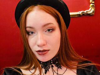 cam girl playing with sextoy DevonaDarby