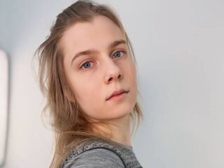 hot girl DonnettaLorino