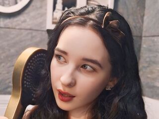 fingering cam slut EliseGianola