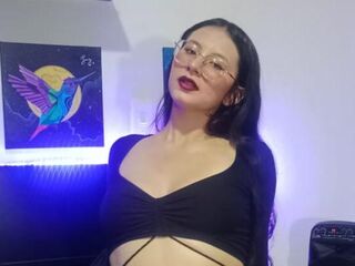 camgirl playing with vibrator EmberCullen