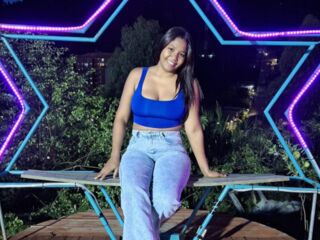free jasmin sexcam EmiVoss