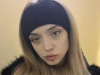 naked webcam girl EmiliSkay
