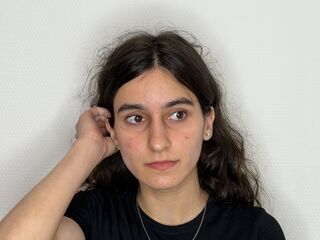 fingering camgirl FondaYarbro