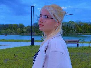 topless webcam girl FredericaMittag