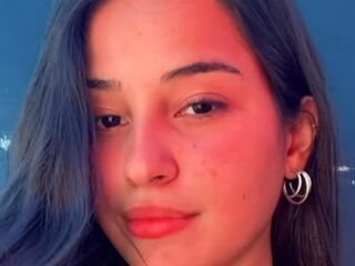 camwhore shaved pussy HannyMia