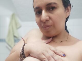 hot webcam show IbannaBely