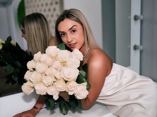 camwhore spreading pussy Jess