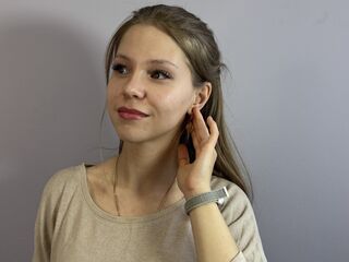 naked cam girl fingering pussy JessicaFreligh